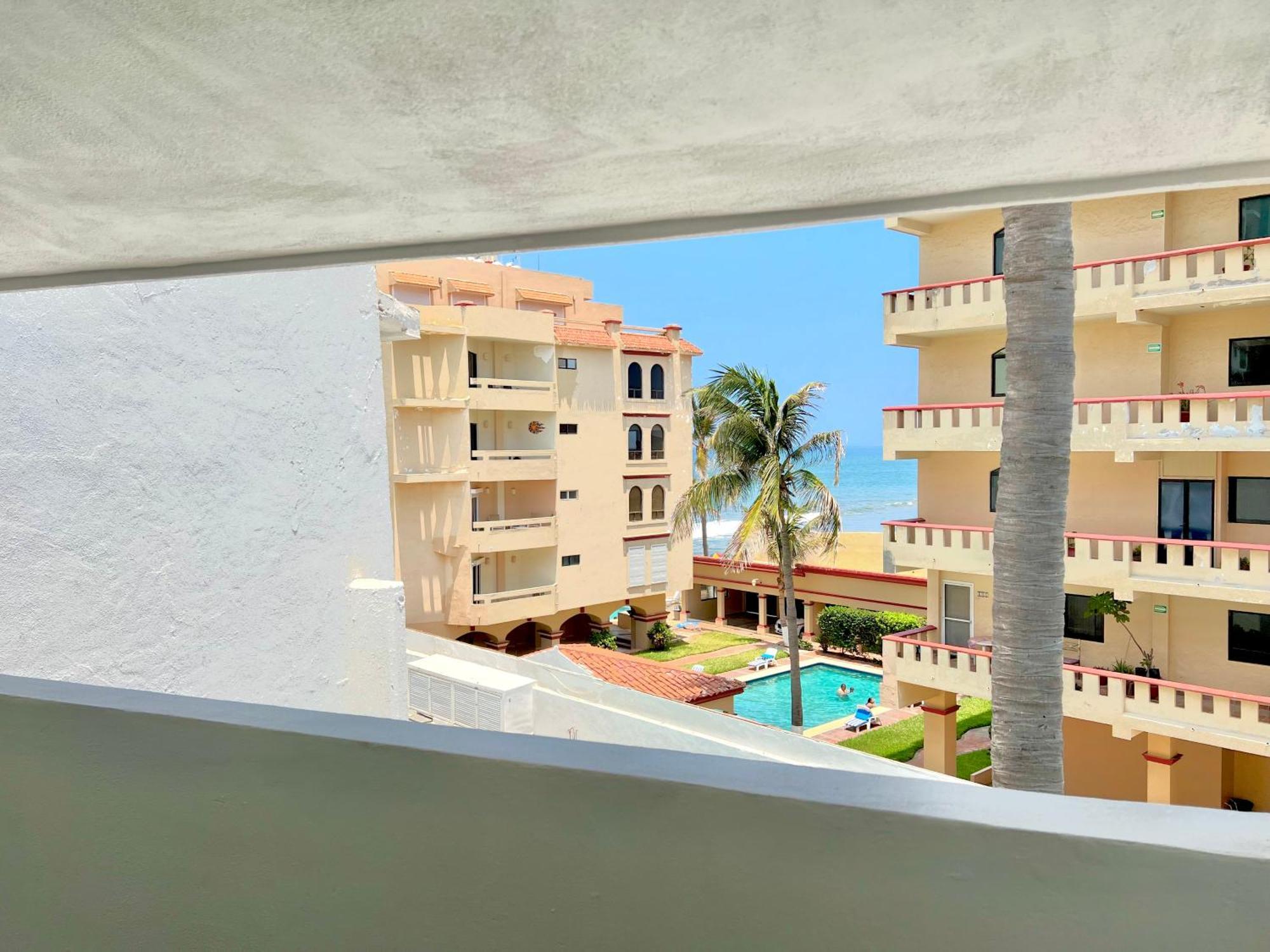 Marina Del Sol 402 Vista Al Mar Lejlighed Mazatlán Eksteriør billede