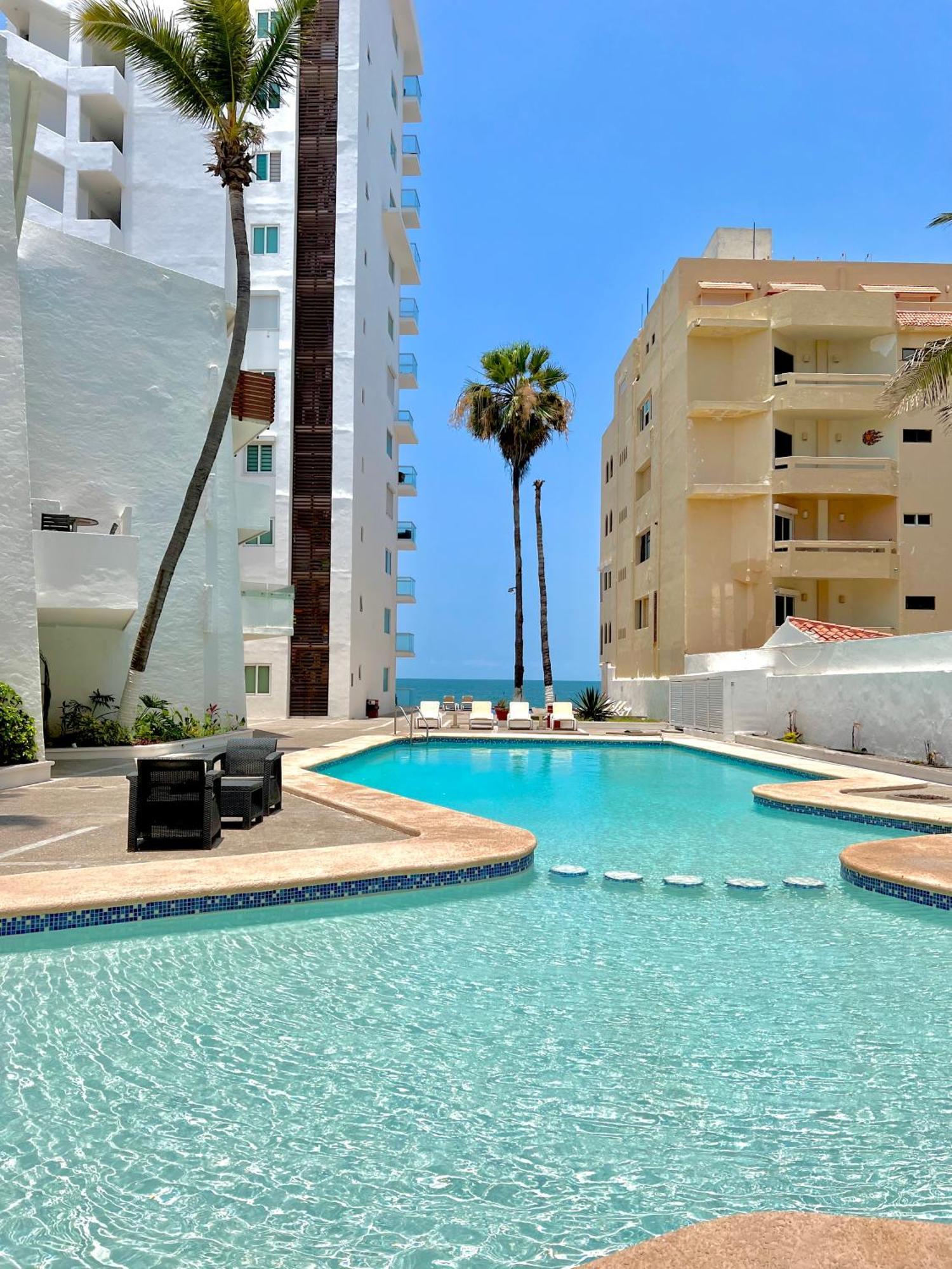 Marina Del Sol 402 Vista Al Mar Lejlighed Mazatlán Eksteriør billede