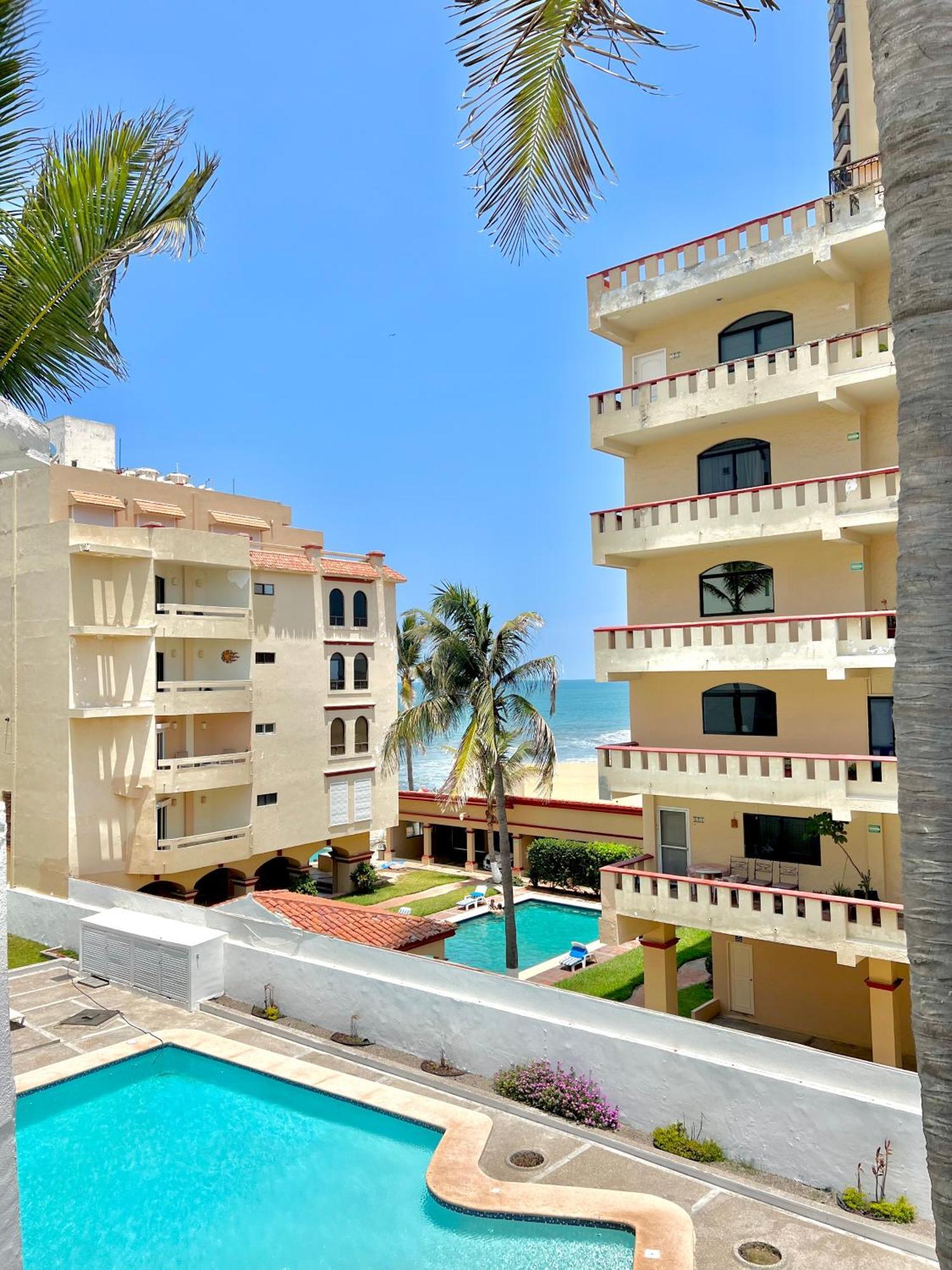 Marina Del Sol 402 Vista Al Mar Lejlighed Mazatlán Eksteriør billede